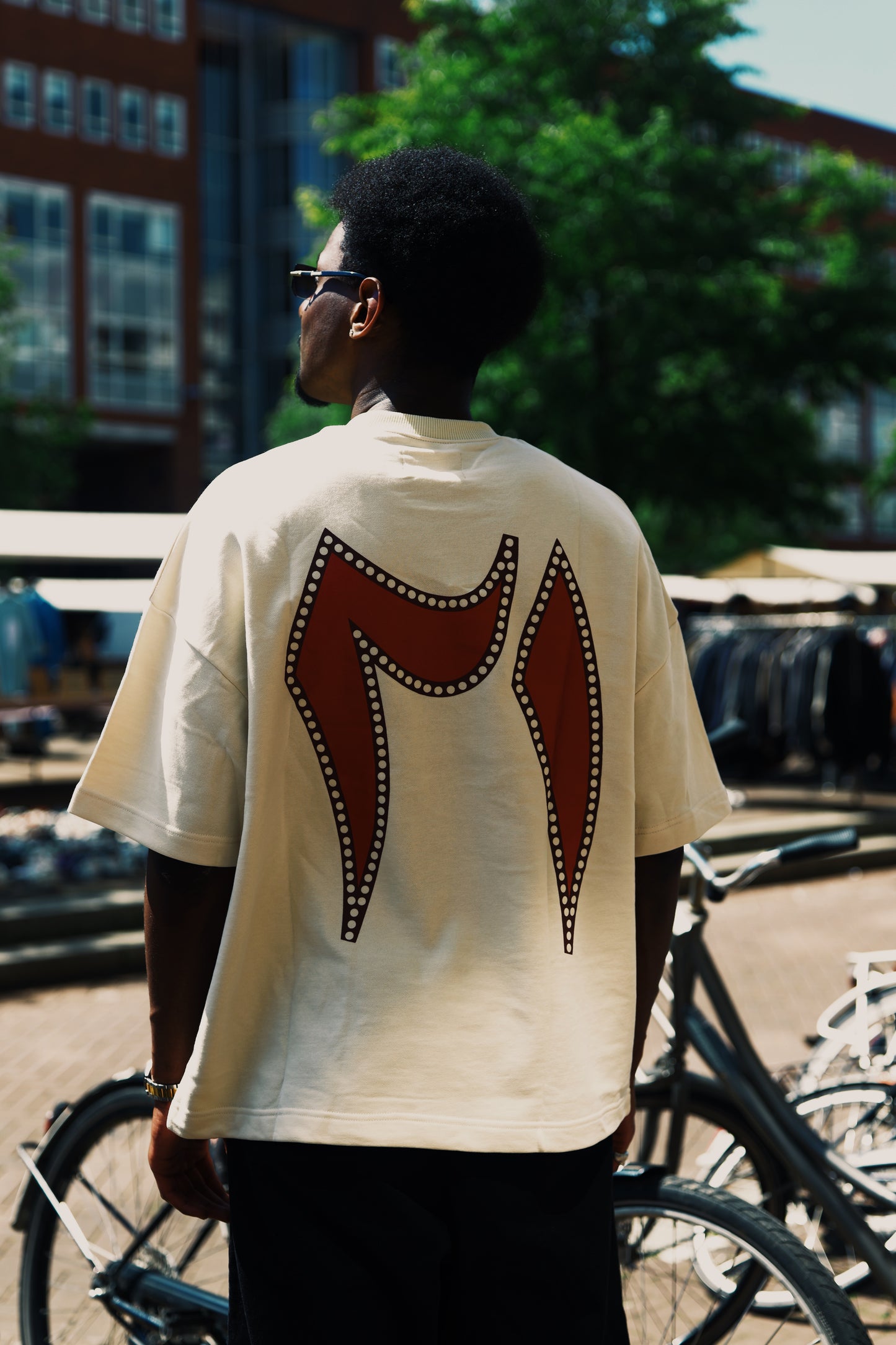 21 Tee